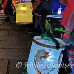 Nehmen Sie am Martinszug der Schule Schnaitsee teil